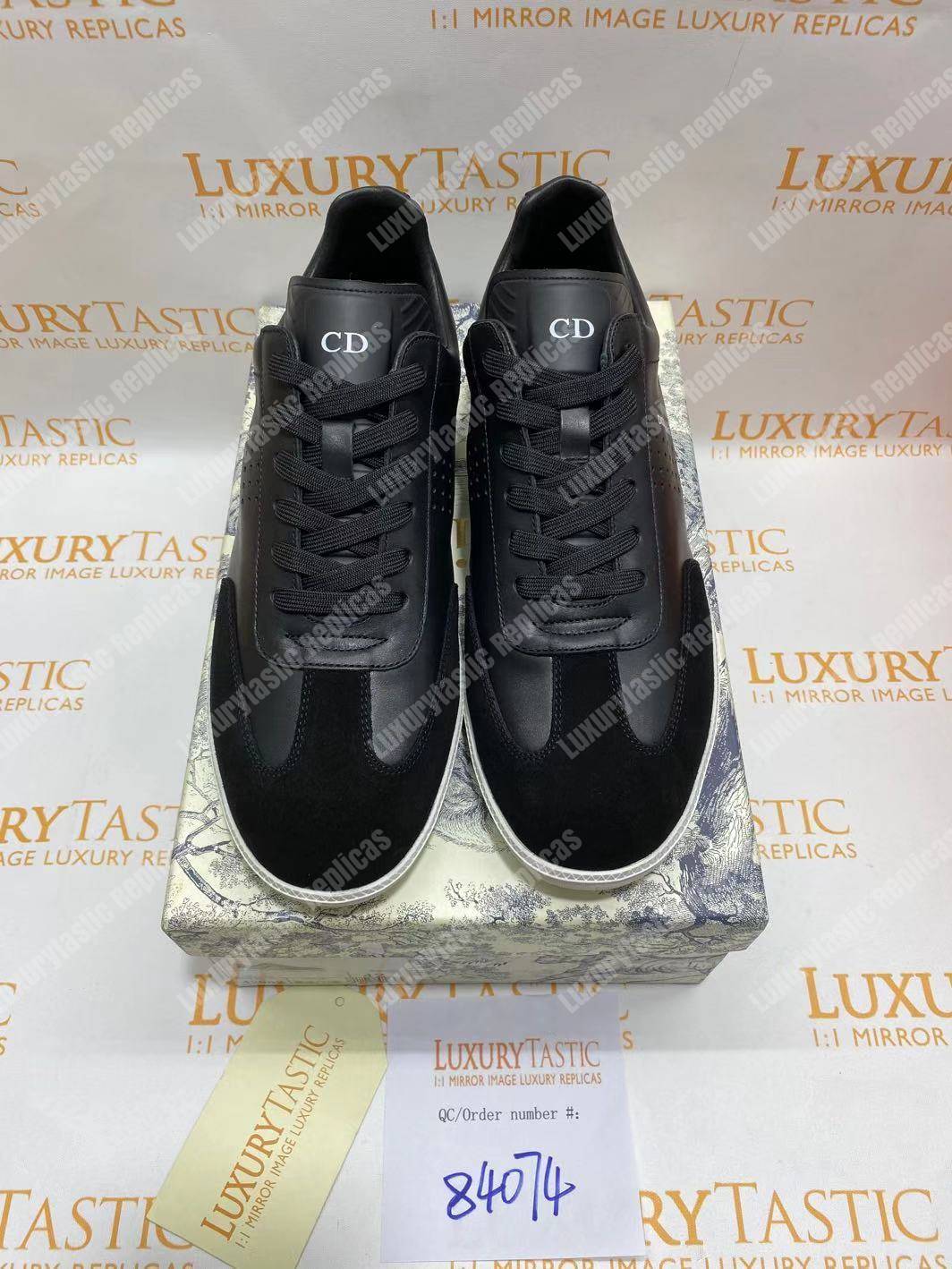 D*or “b01” sneaker black suede calfskin & black smooth calfskin