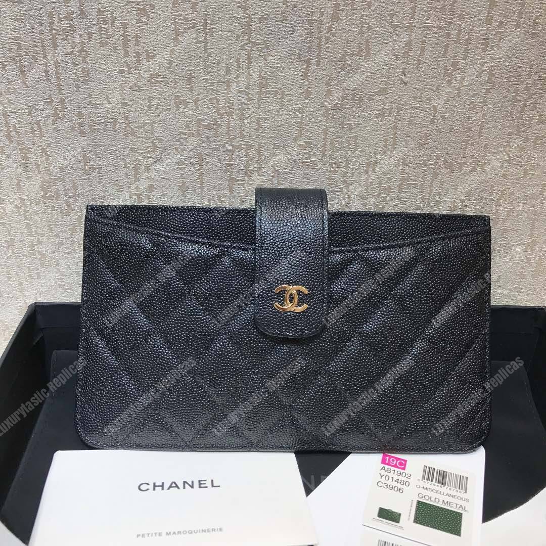Ch*el classic pouch caviar leather black