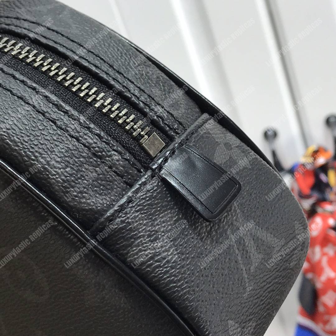 LV Toilet Pouch PM Monogram Eclipse
