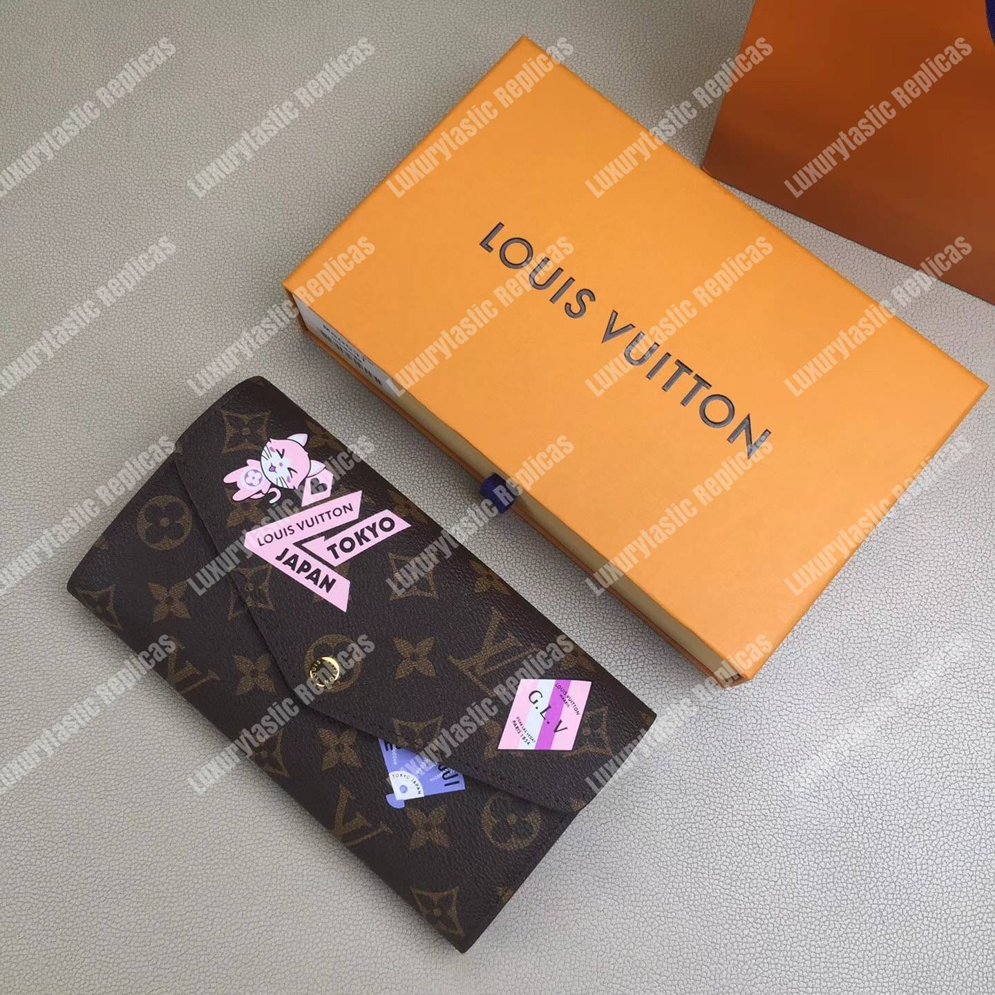 LV Sarah Wallet My LV World Tour Monogram Pink