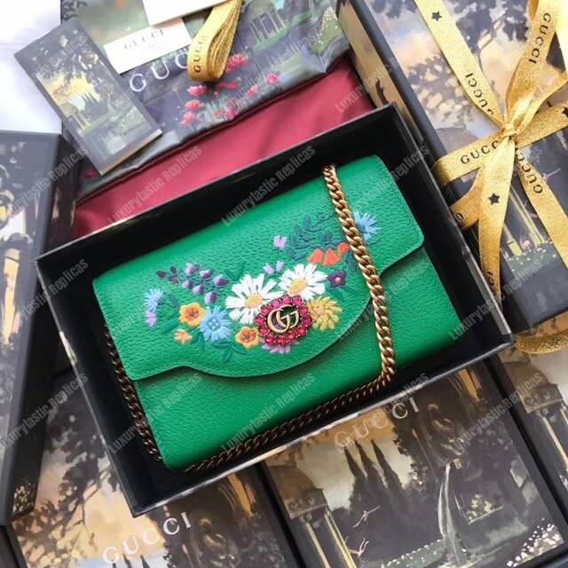 G*u*i embroidered leather mini shoulder bag green