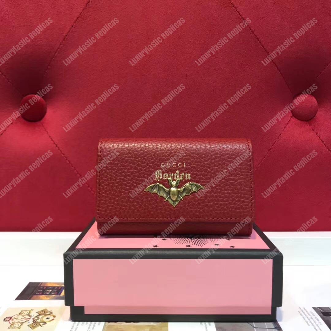 G*u*i garden leather key case red with bat
