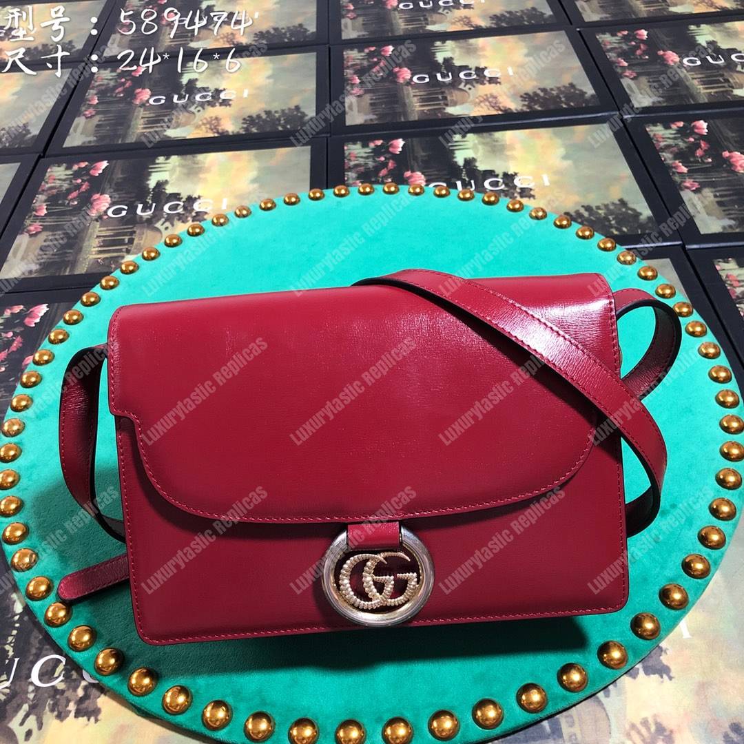 G*u*i small leather shoulder bag red