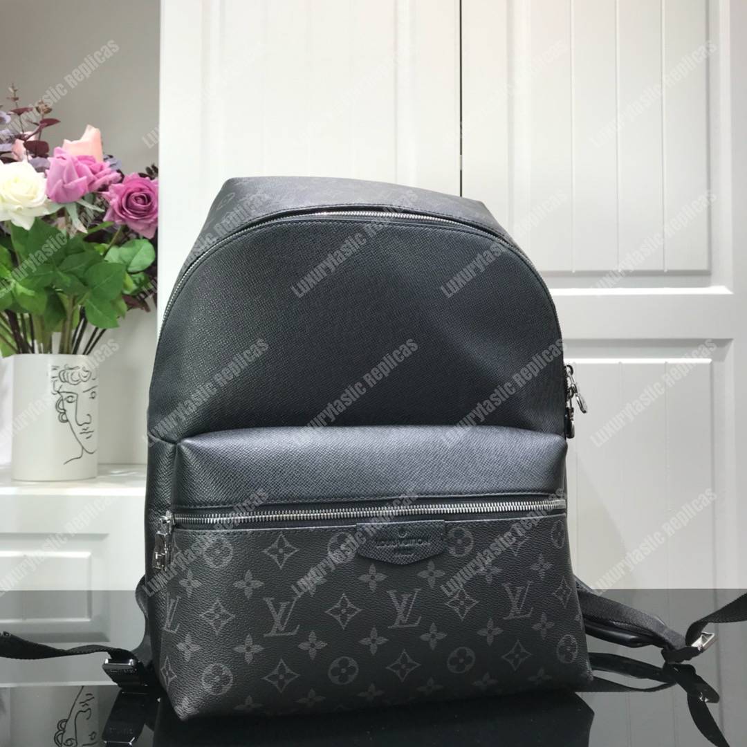 LV Discovery Backpack PM Taiga Leather Monogram Noir