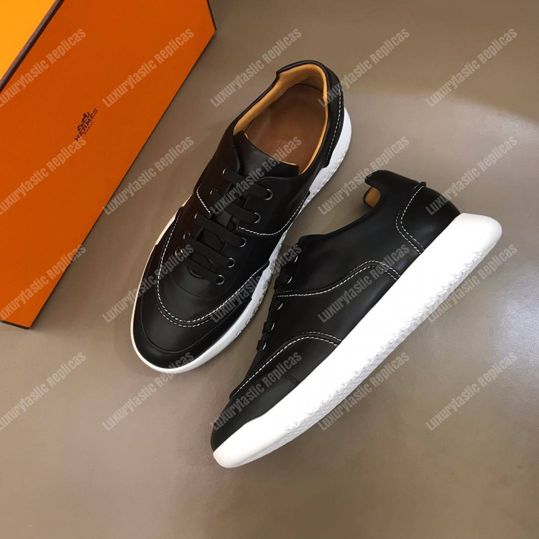 H**mes turn sneaker black