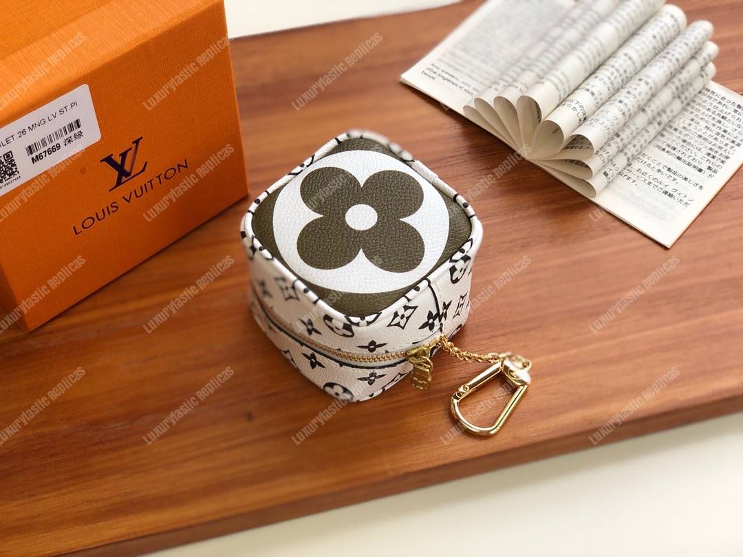 LV Porte Monnaie Cube Summer 2019 Khaki