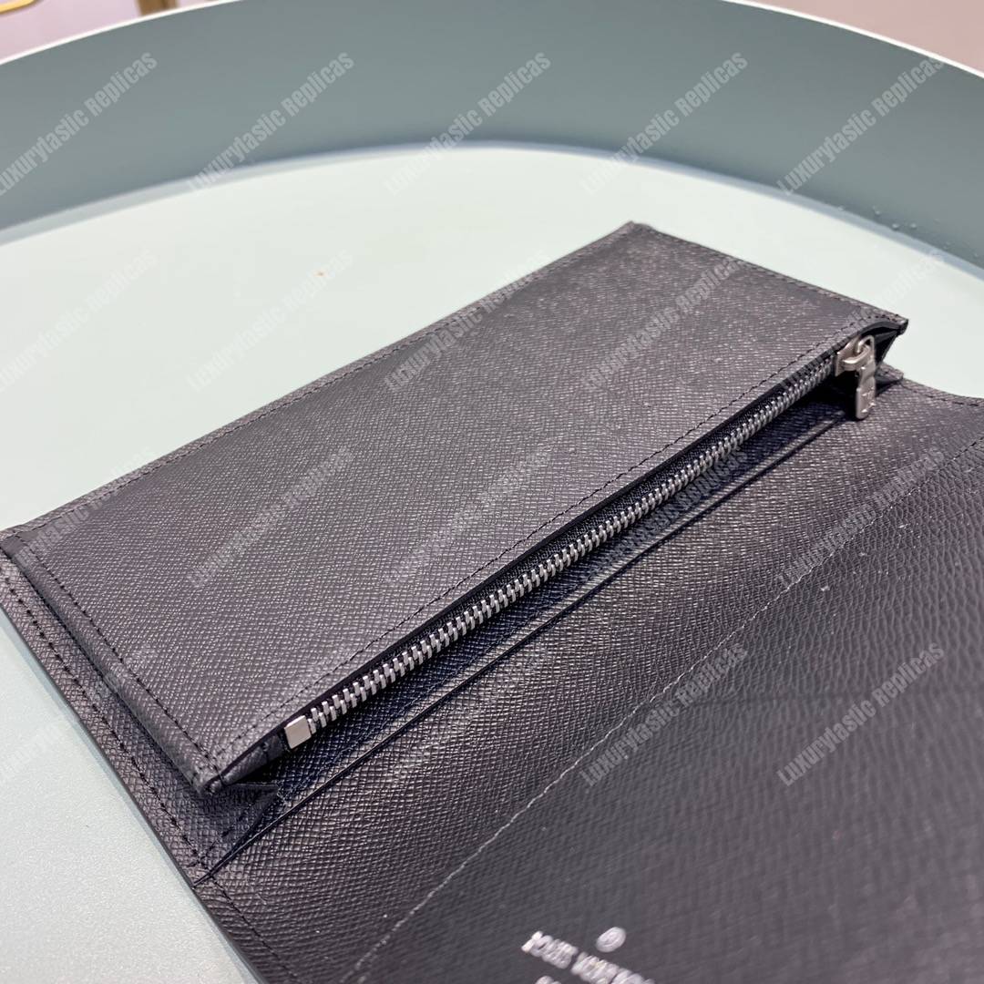 lv brazza taiga articles de voyage l**is V*t*n malletier wallet bleu marine