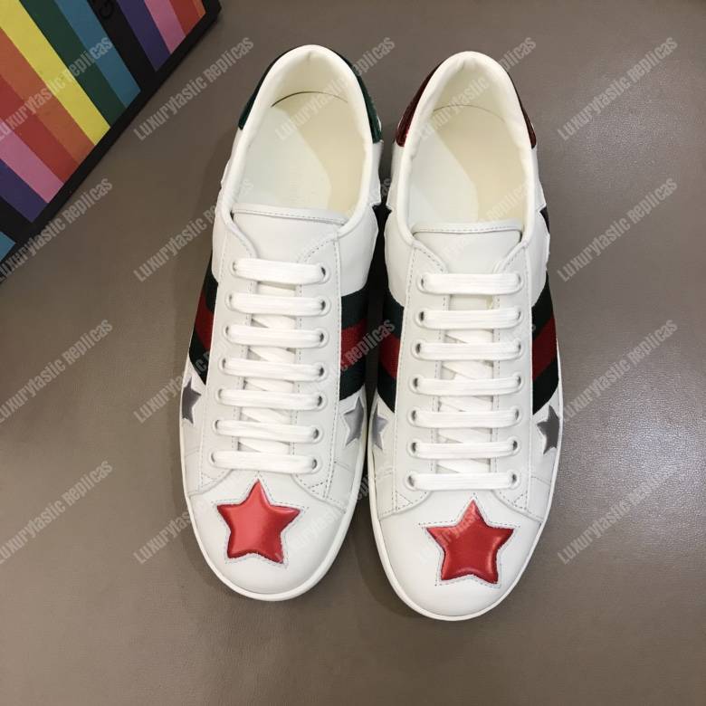 G*u*i ace embroidered star sneaker white