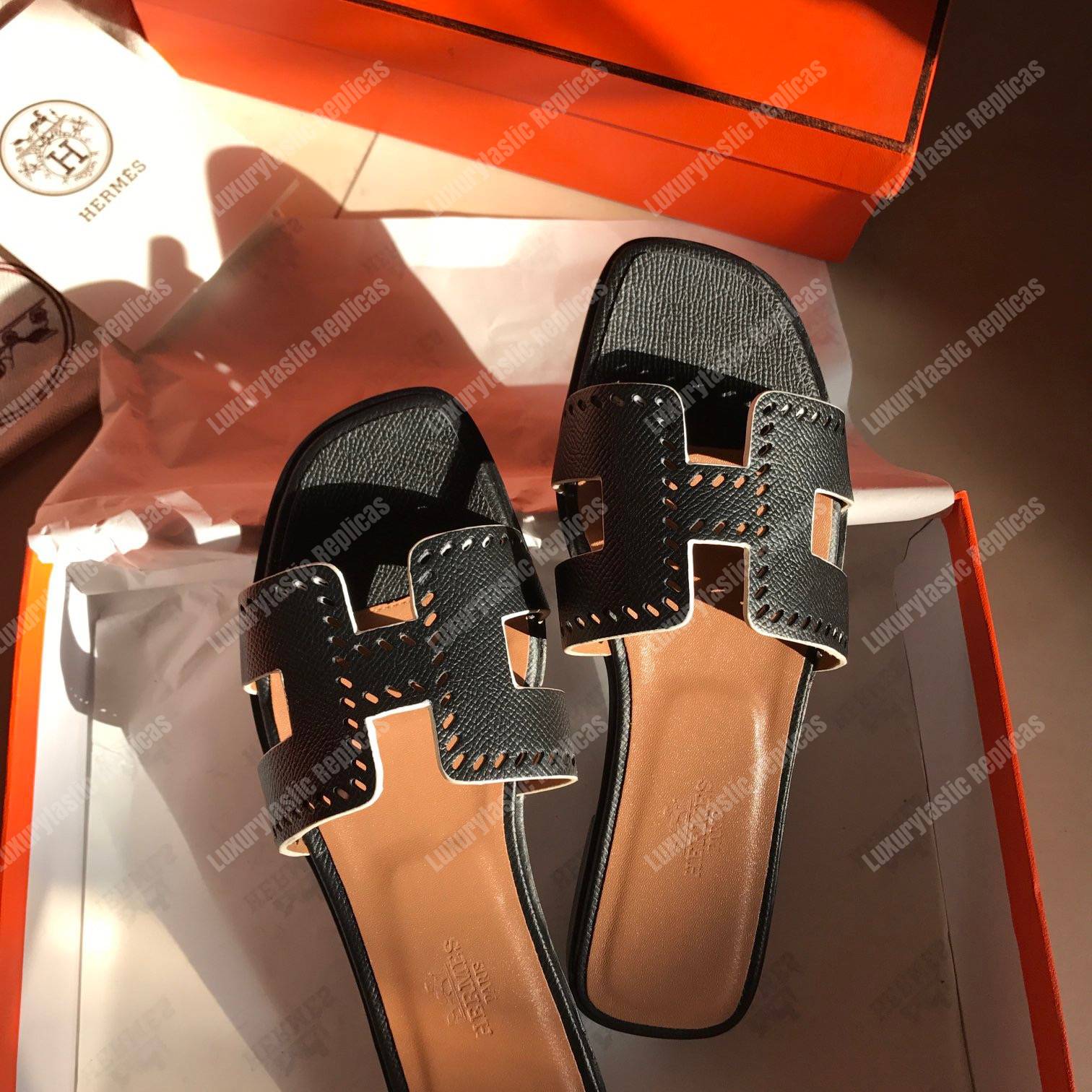 H**mes oran sandal framed studs black