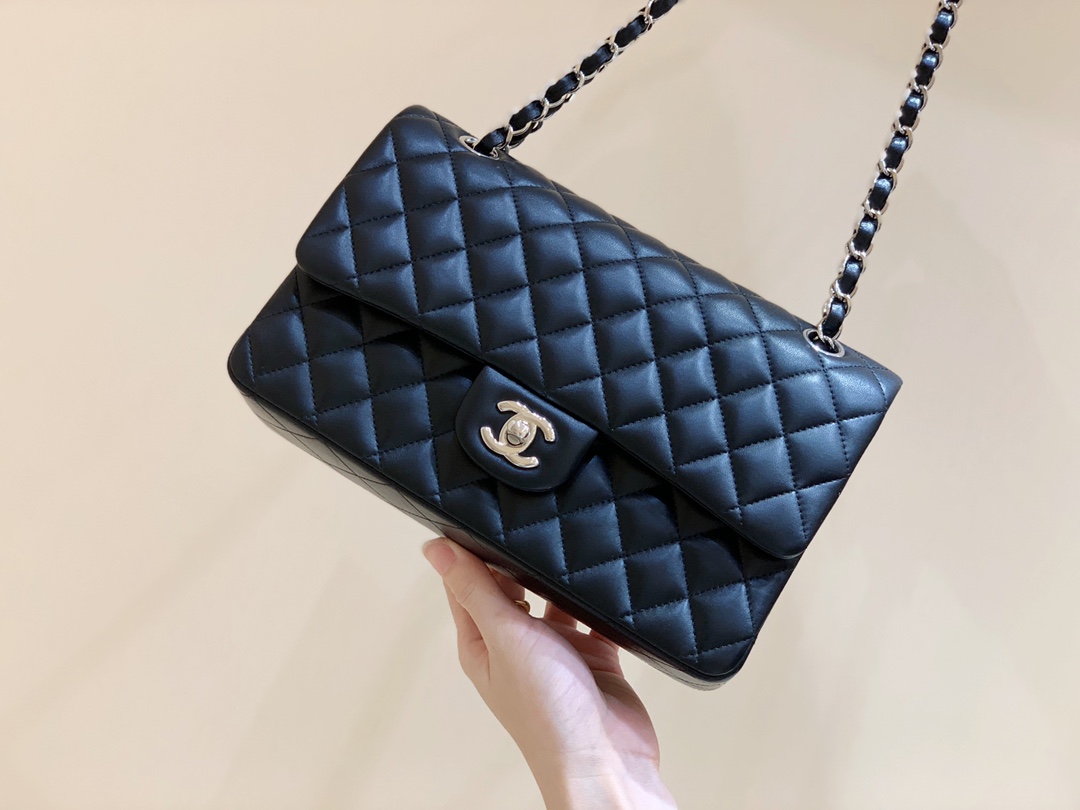 Ch*el classic handbag bag black a01112
